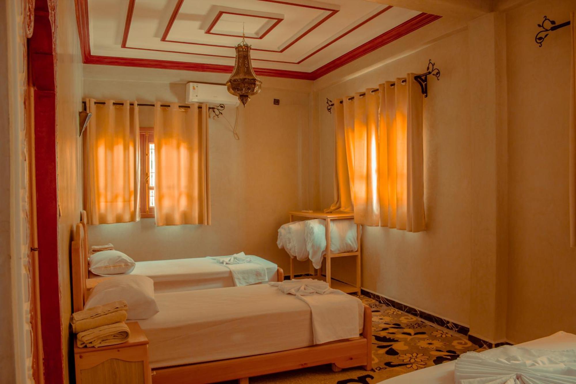 Riad Restaurant Marzouk Aït Baha Exteriör bild
