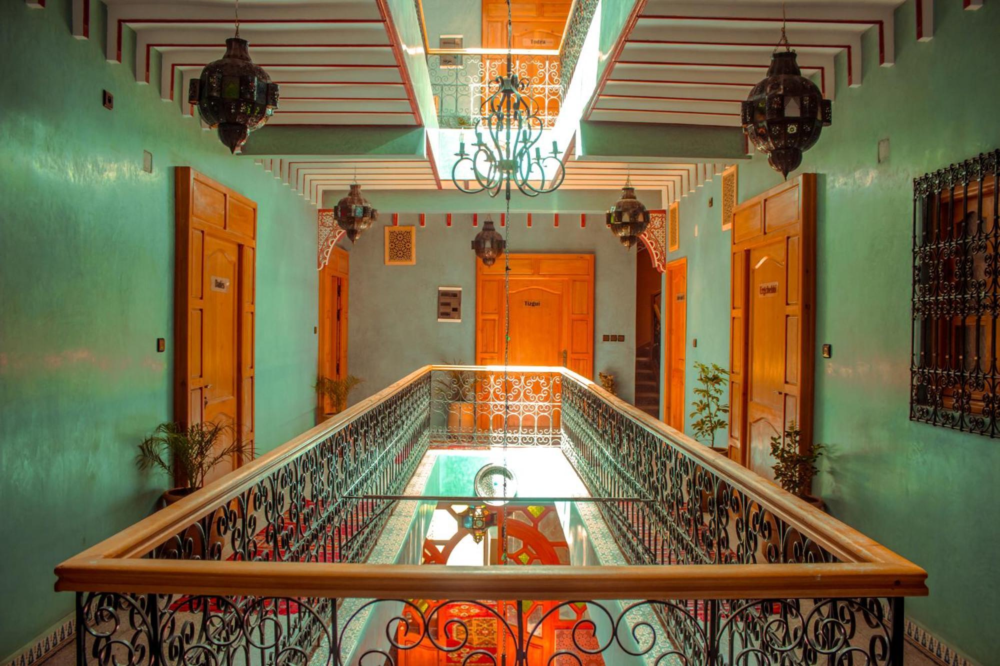 Riad Restaurant Marzouk Aït Baha Exteriör bild