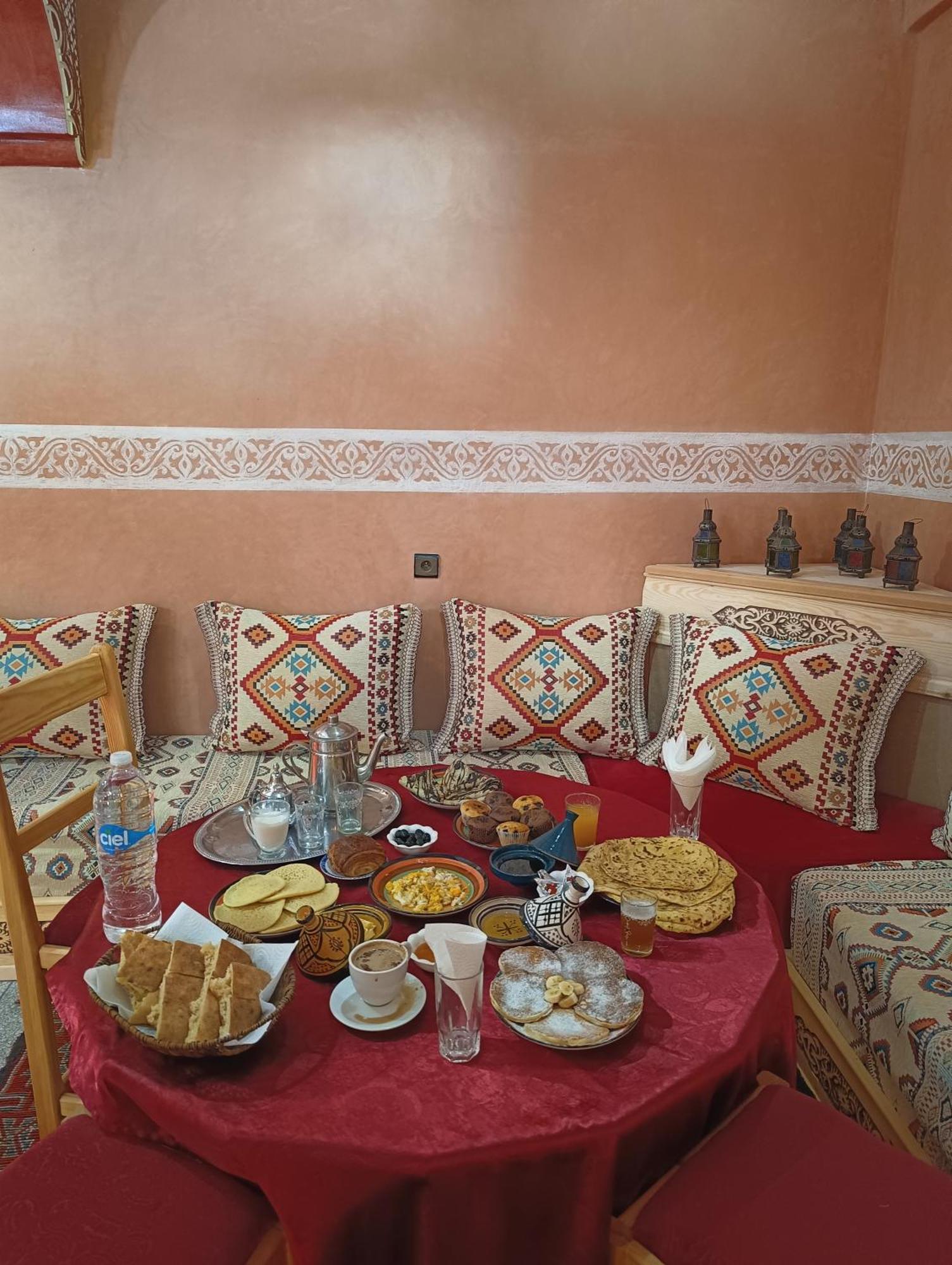 Riad Restaurant Marzouk Aït Baha Exteriör bild