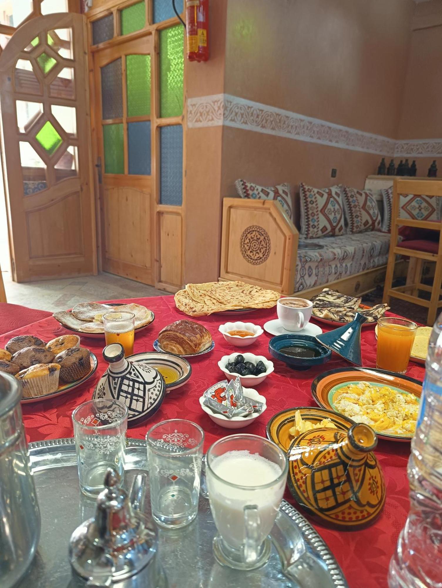 Riad Restaurant Marzouk Aït Baha Exteriör bild